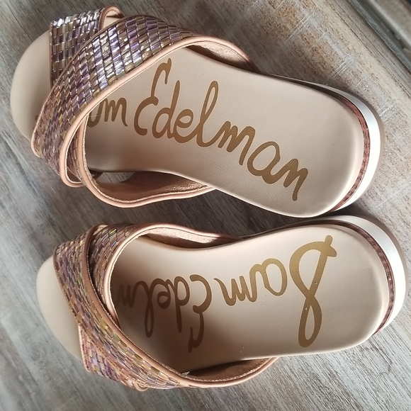 Sam Edelman Audrea Holigraphic/Iridescent Sandals Size 6.5 W - Picture 6 of 8